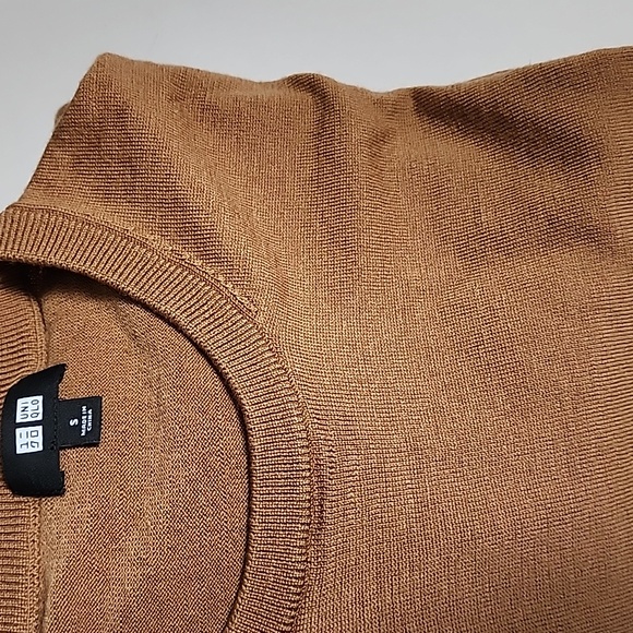 UNIQLO WOMEN  KNIT  WOOL SWEATER/  S - Picture 16 of 16